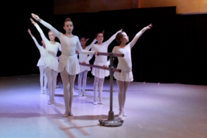 Ballettunterricht im Tanzstudio SCALA11, Foto Ela Frömchen